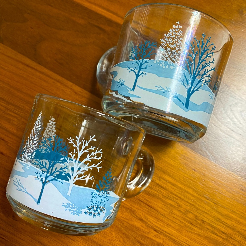 Winter Scene Vintage Cups